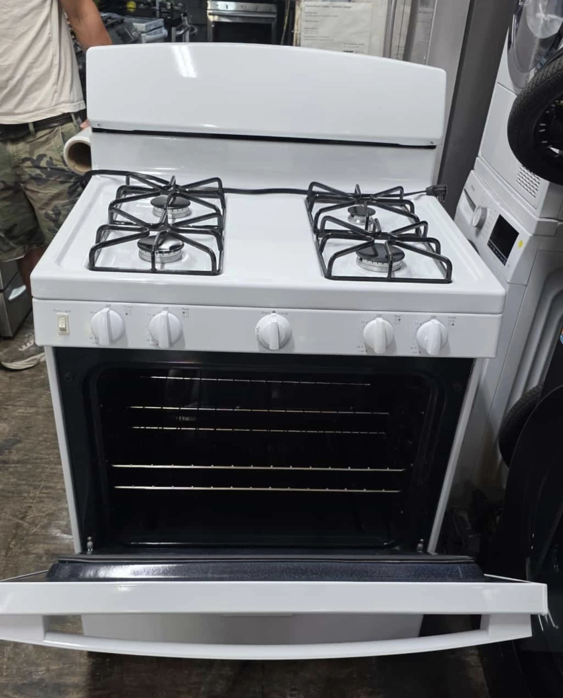 GE 30in White Gas Range Stove - photo 2
