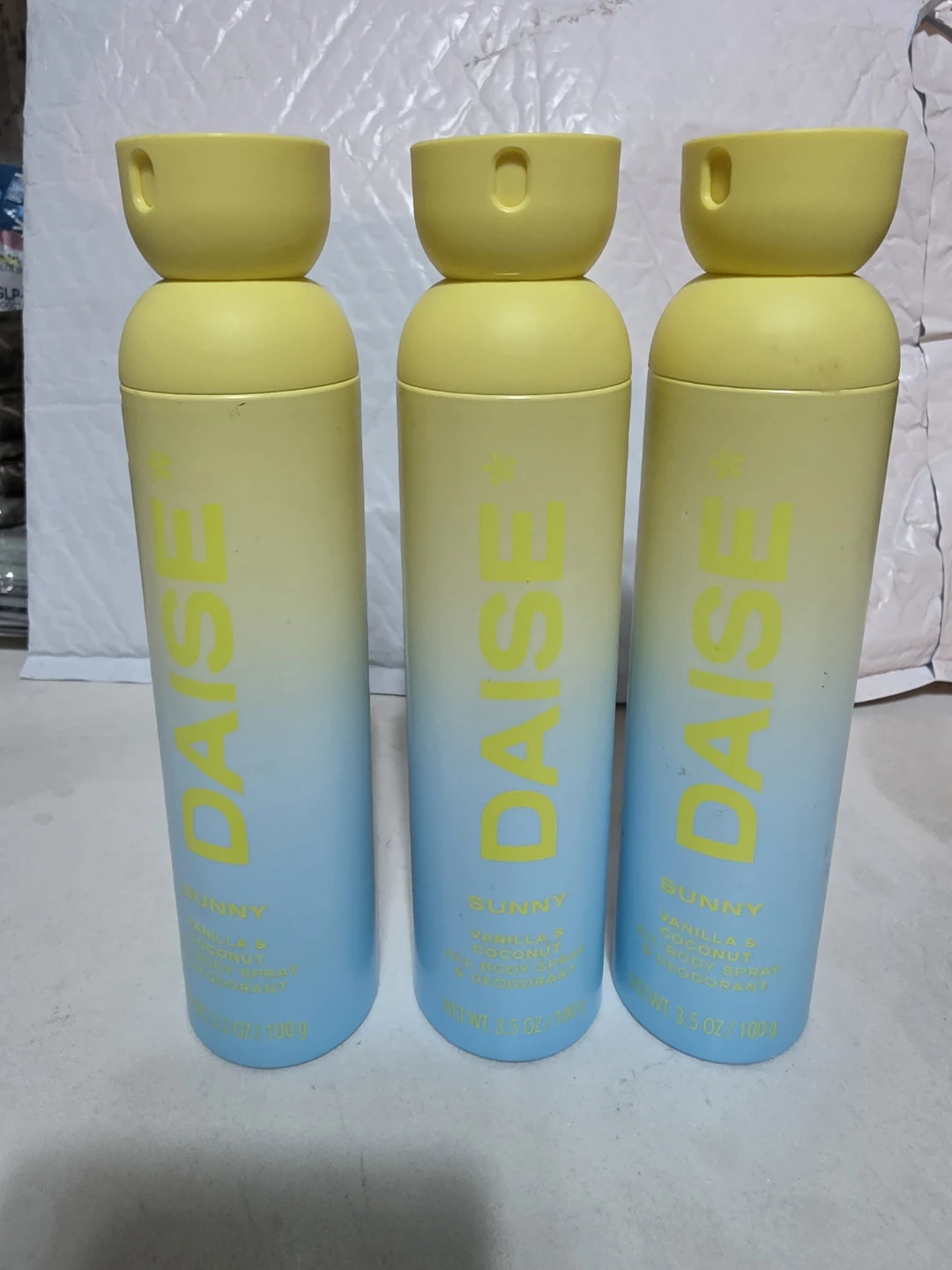 3 Daise Sunny Vanilla & Coconut Body Sprays