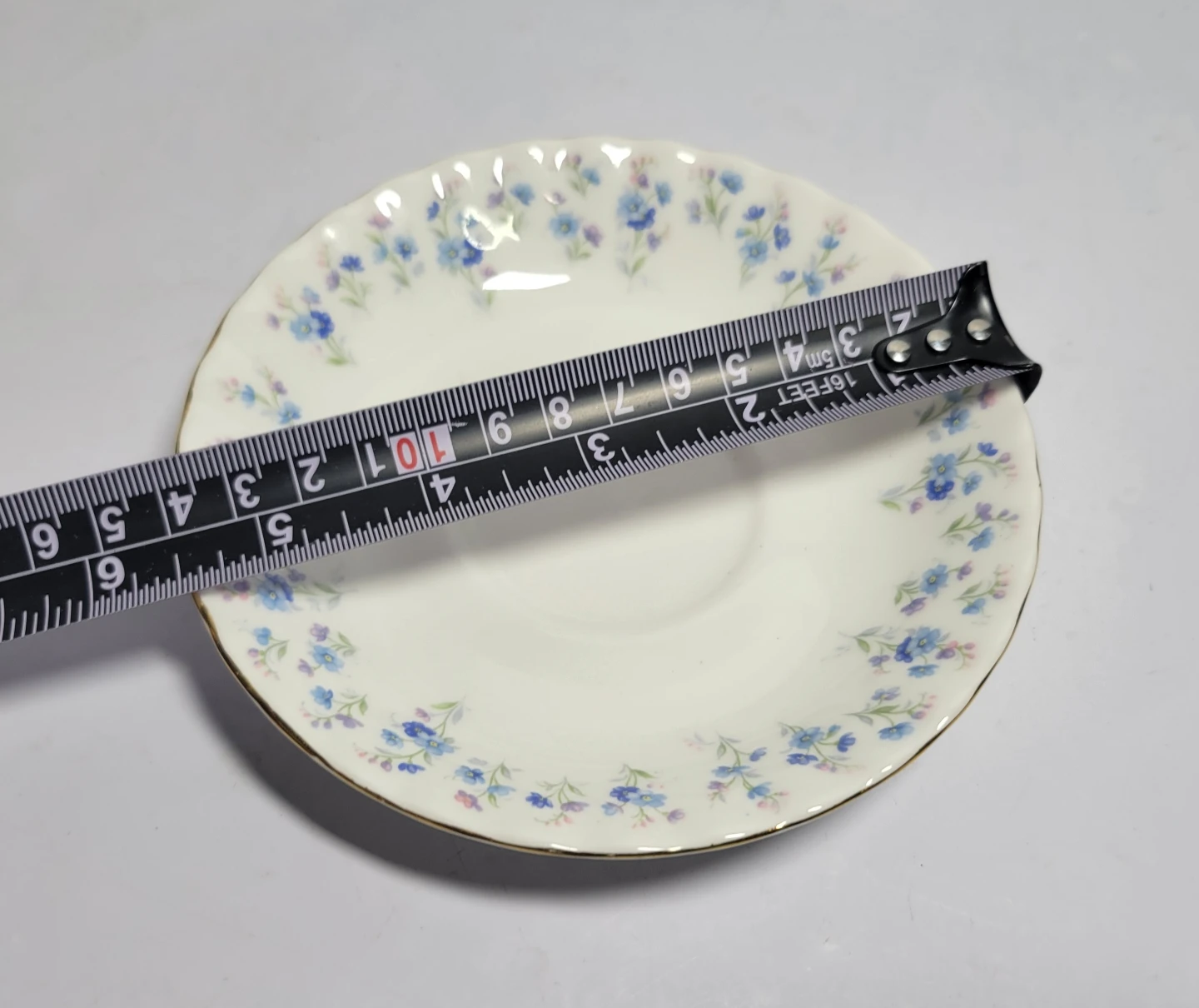 Royal Albert Memory Lane Saucer - photo 3