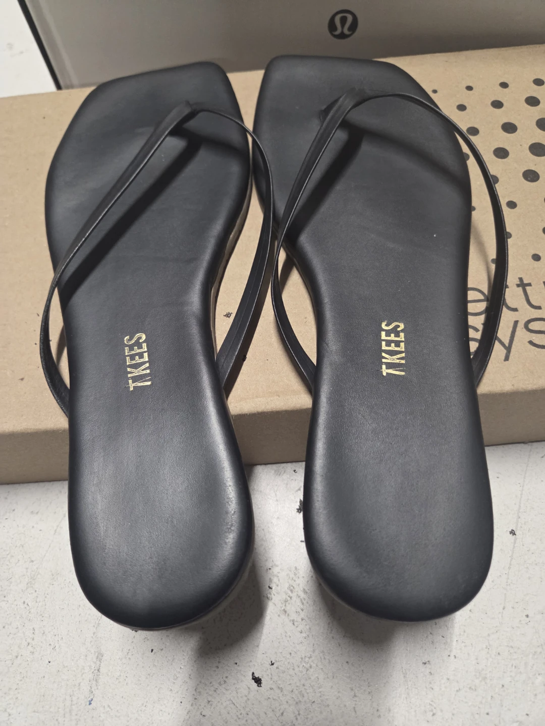 TKEES Black Flip Flops - photo 3