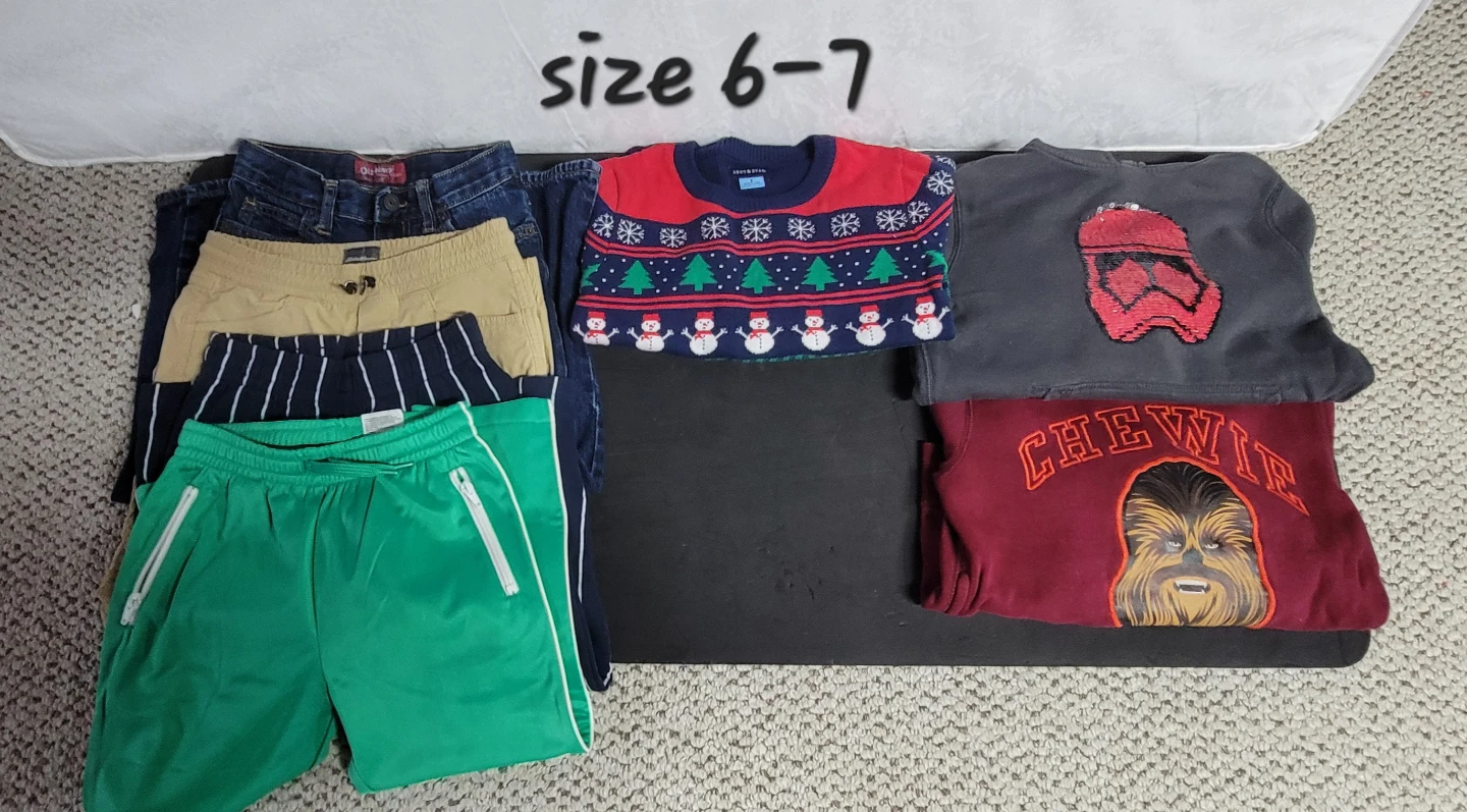 Boys  size 4 & 6 - photo 2