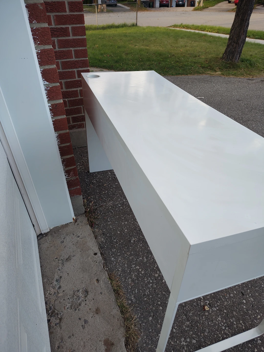 Modern White Desk with Wood Accents - photo 5