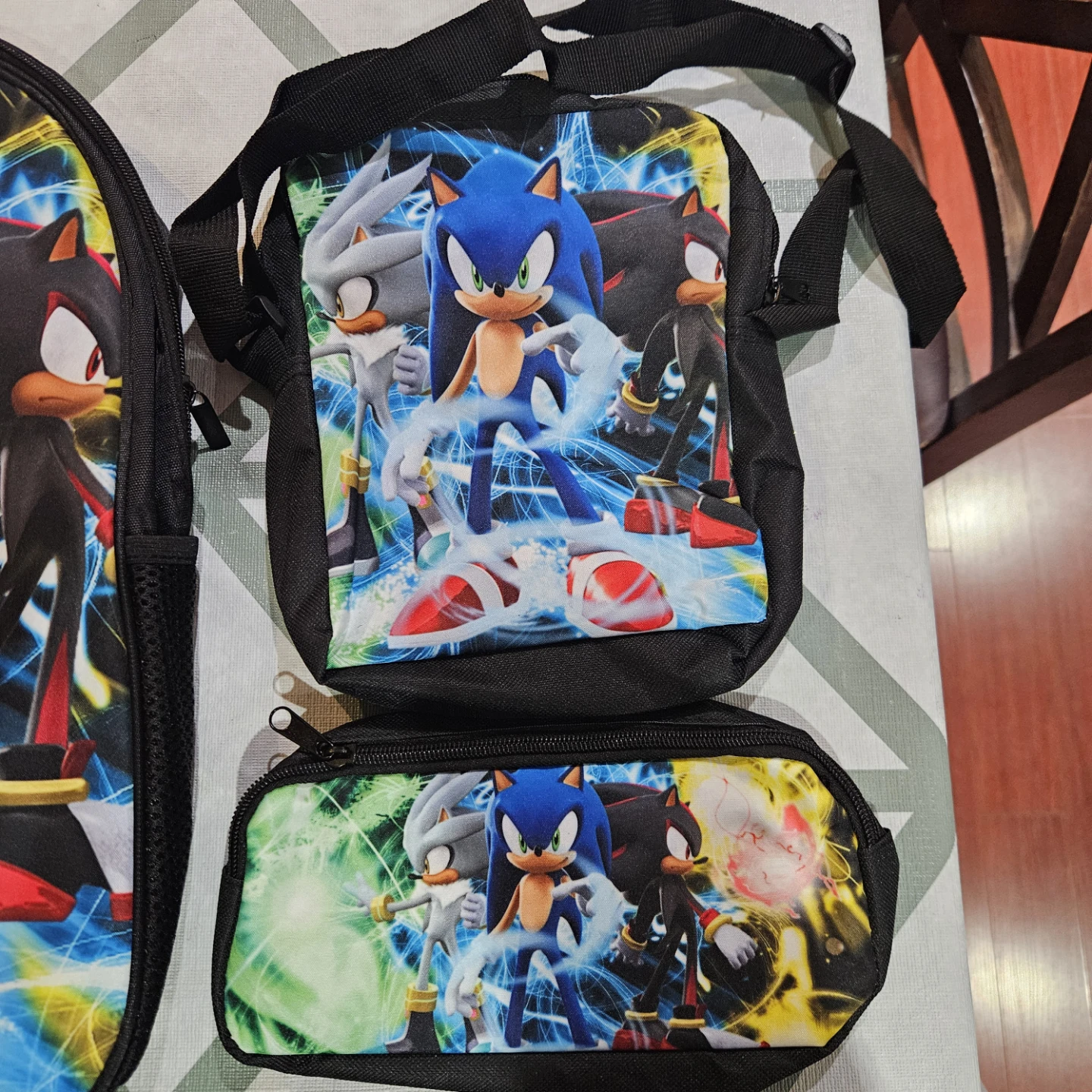 Brand new - Sonic the Hedgehog 3-Piece Backpack Set - photo 3
