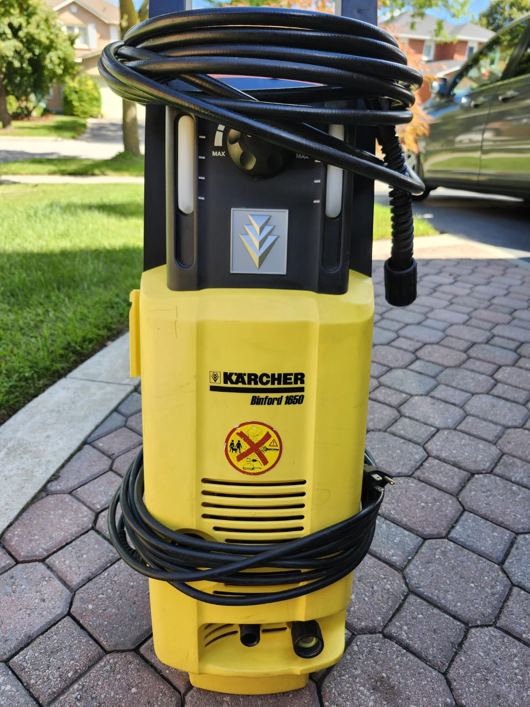 Kärcher Binford 1650 Pressure Washer