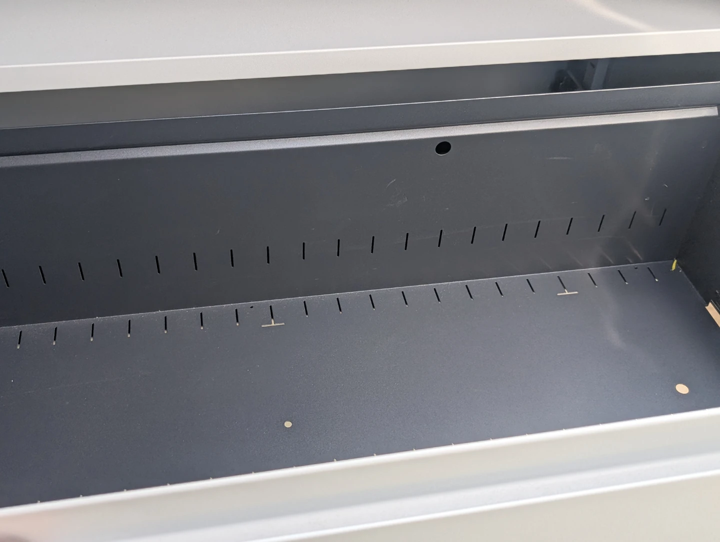 4-Drawer Filing Cabinet - photo 4