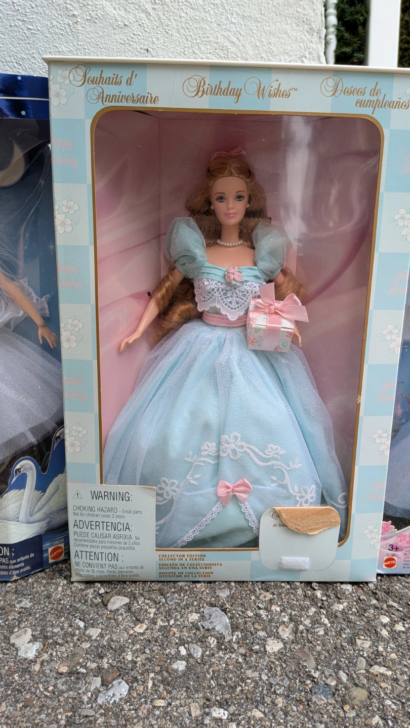 Barbie Collector Dolls (NRFB) - photo 3