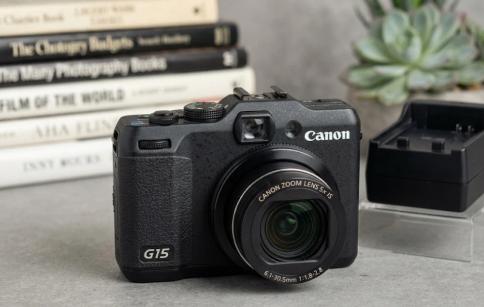 Canon G15 Camera  / 2 batteries 🔋/ 128gb microsd. - photo 3