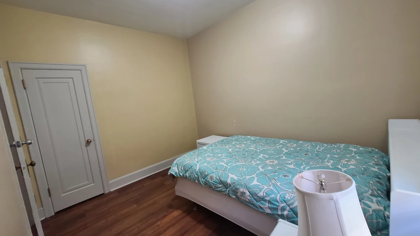 112 8  avenue NE - photo 5