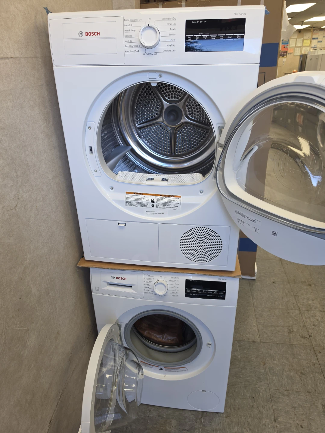 New Bosch 300 Series Compact washer Dryer - photo 2