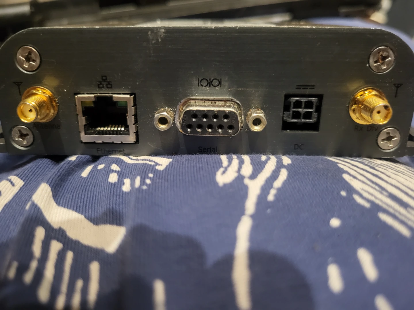 Sierra Wireless AirLink Raven X H4225-WA - photo 2
