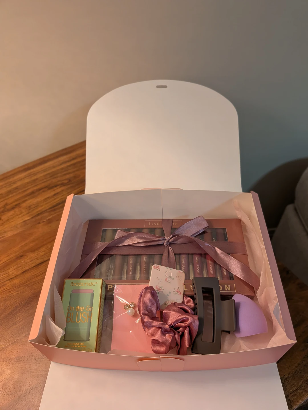 Nush customized Beauty Gift Set with Leaf Poem and ibcccndc - photo 3