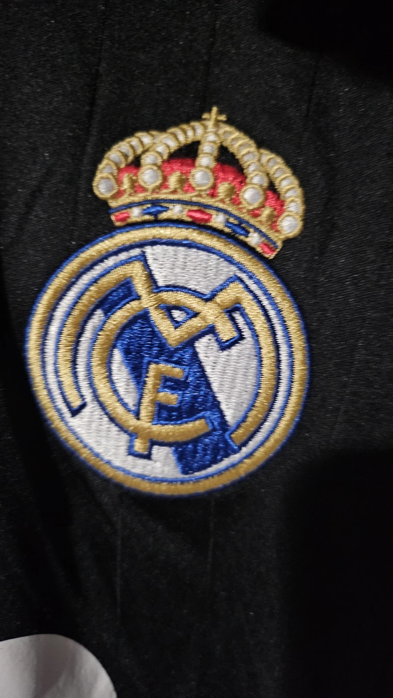 Adidas Real Madrid Beckham 23 Jersey - photo 4