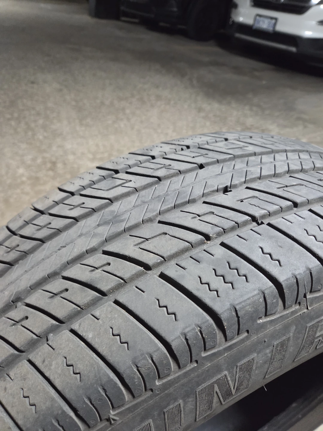 4 Uniroyal Tires 225/55 R17 - photo 3