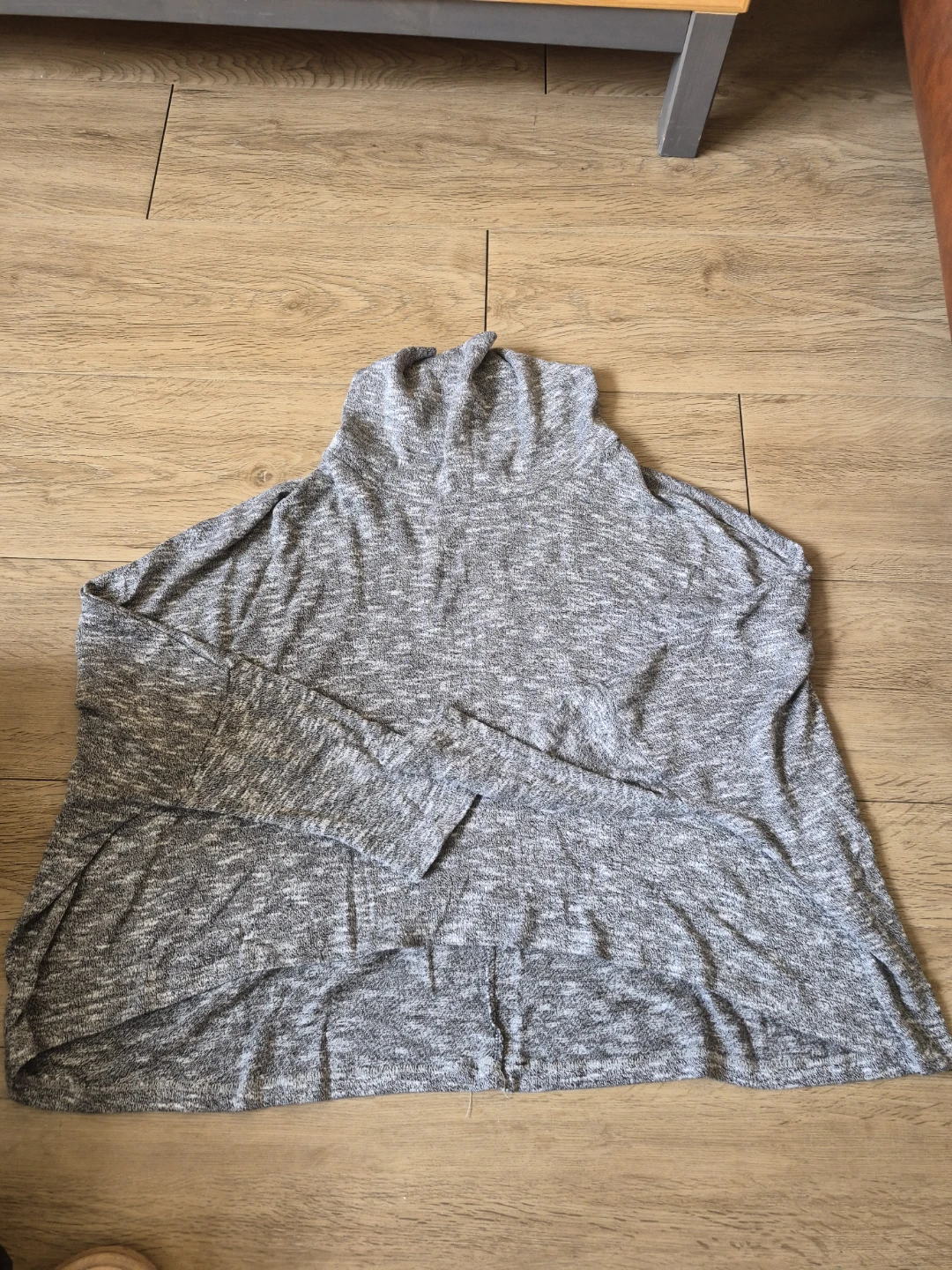 Size L Grey Marled Turtleneck shortened Sweater