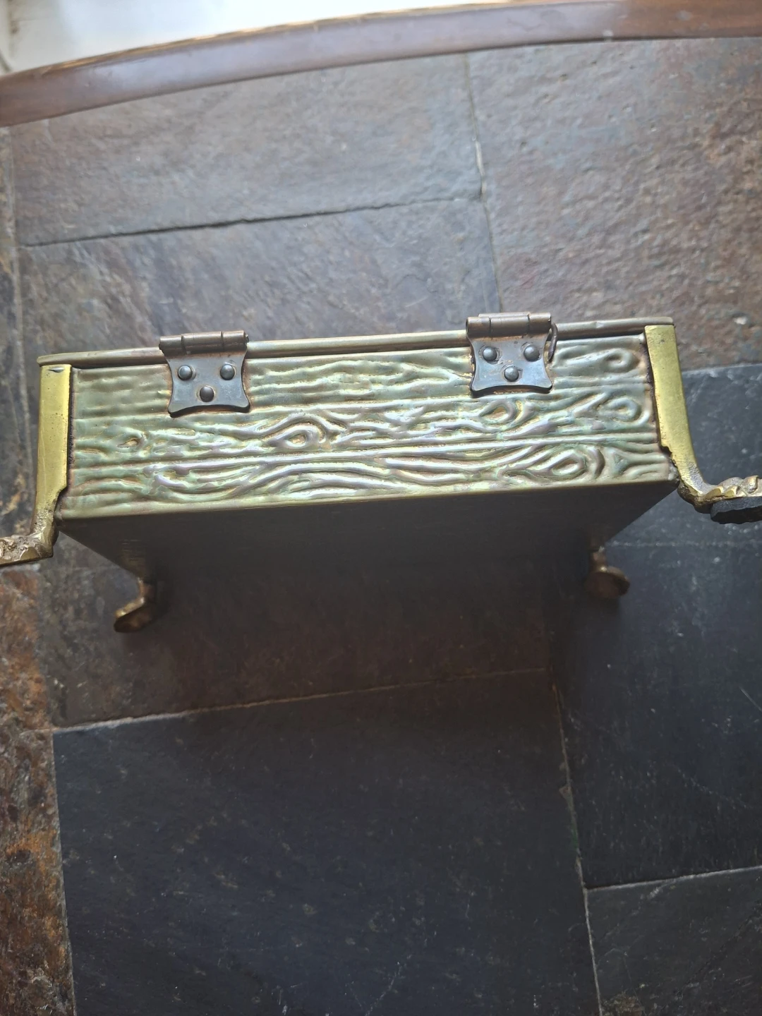 Vintage 1930s-style tabletop cigar box / trinket humidor. - photo 4