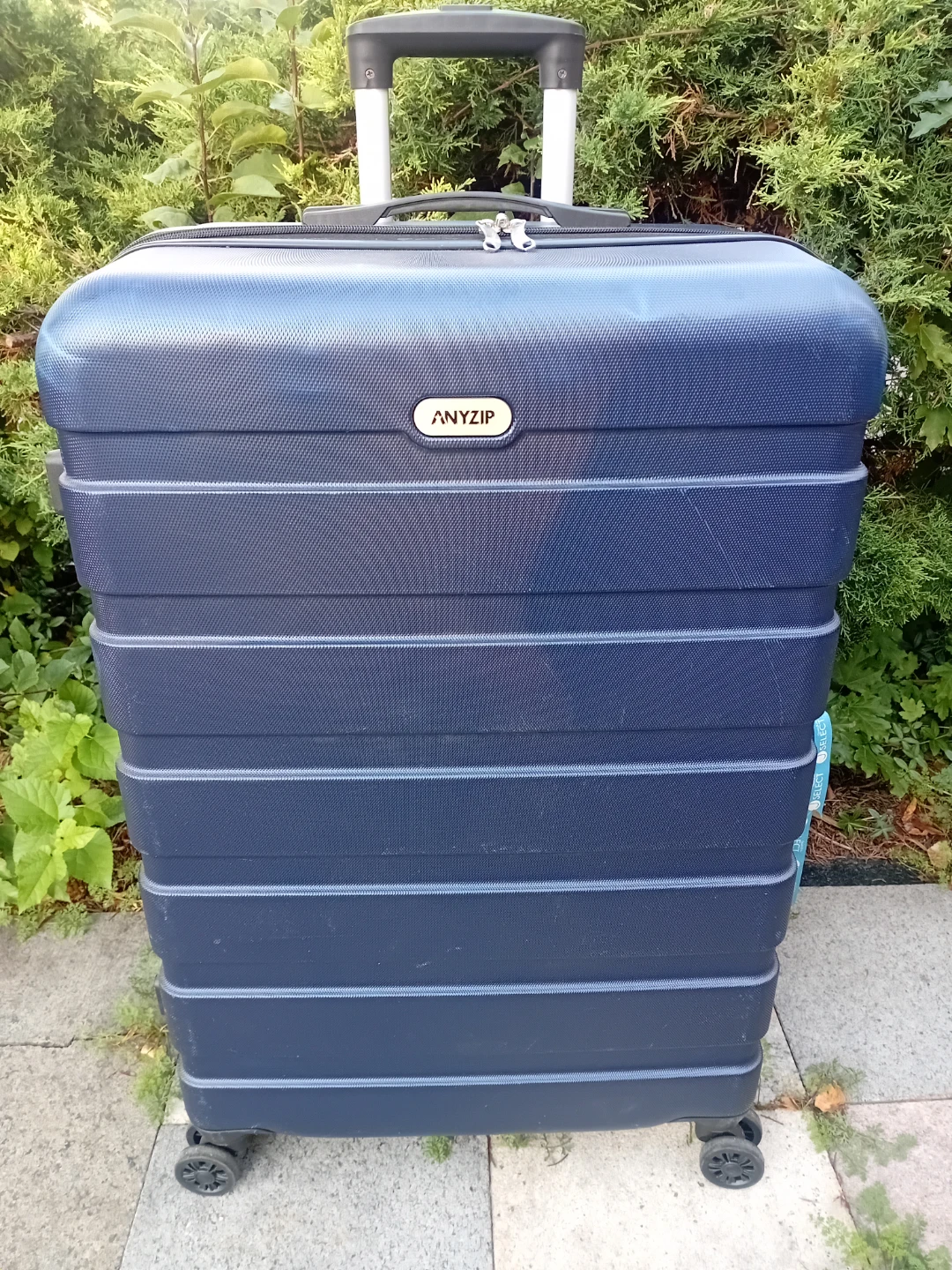 Anyzip Blue Hard-Shell Spinner Suitcase