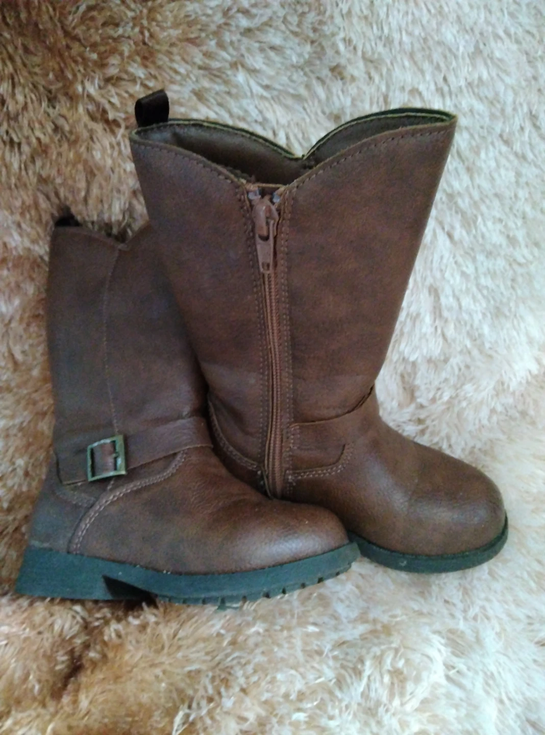 OshKosh B'gosh Kids Boots Size 7 Toddler