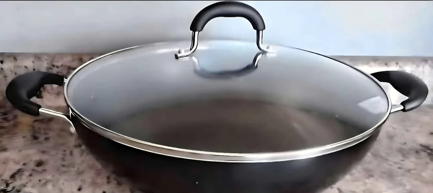 Cookware Bundle + Free Bonus Pots & Pans! - photo 3