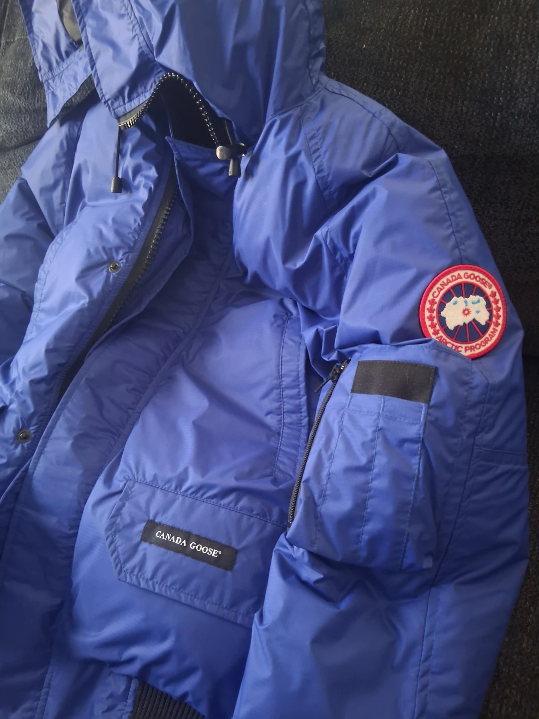 Canada Goose Down Parka - Blue size 2XS . 14-16 youth - photo 3