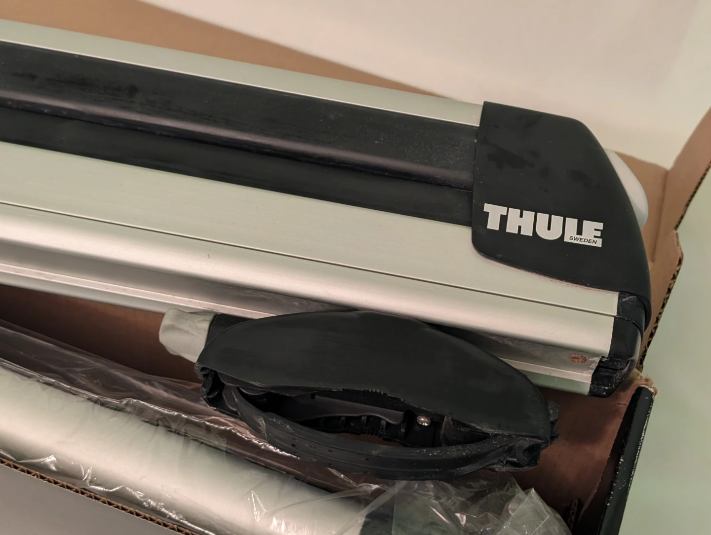Thule Universal Pull Top Rooftop Snowsport Carrier - photo 4