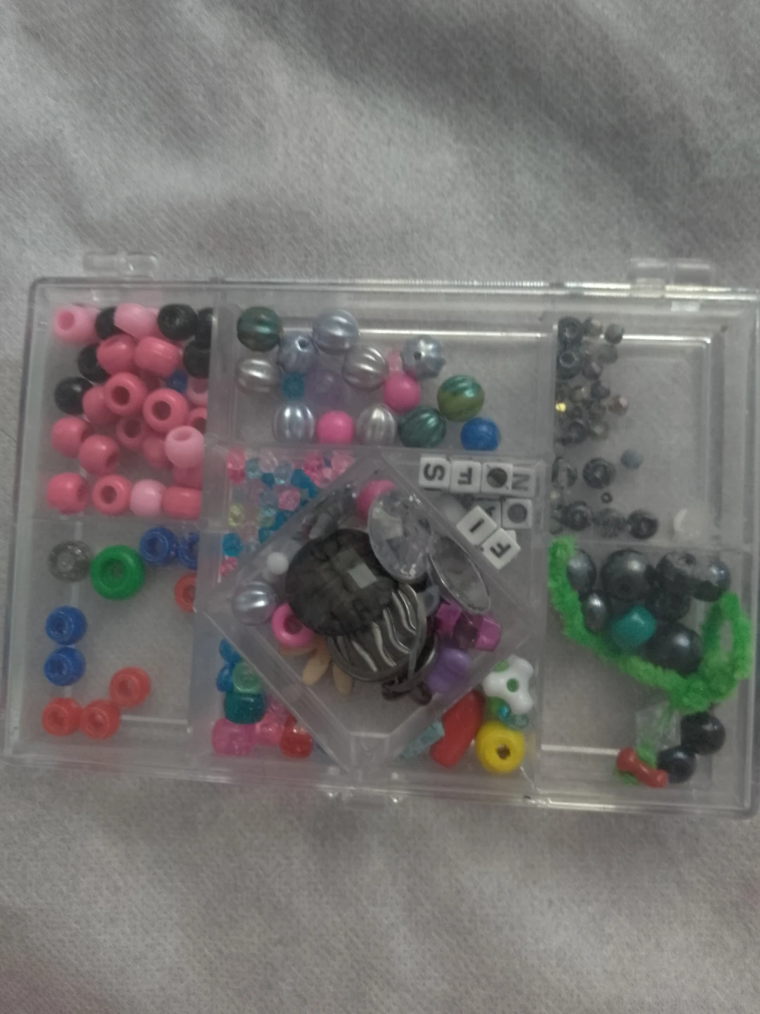 Assorted Craft Bead Set in Organizer Case 🏈