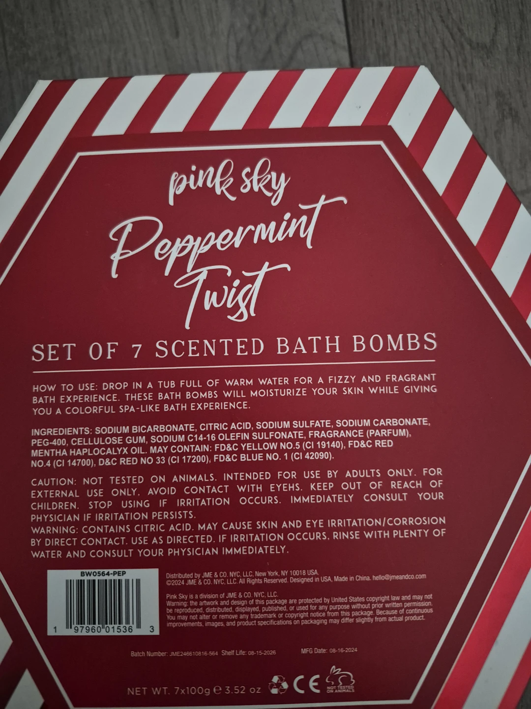 Pink Sky Peppermint Twist Bath Bombs - Set of 7 - photo 4