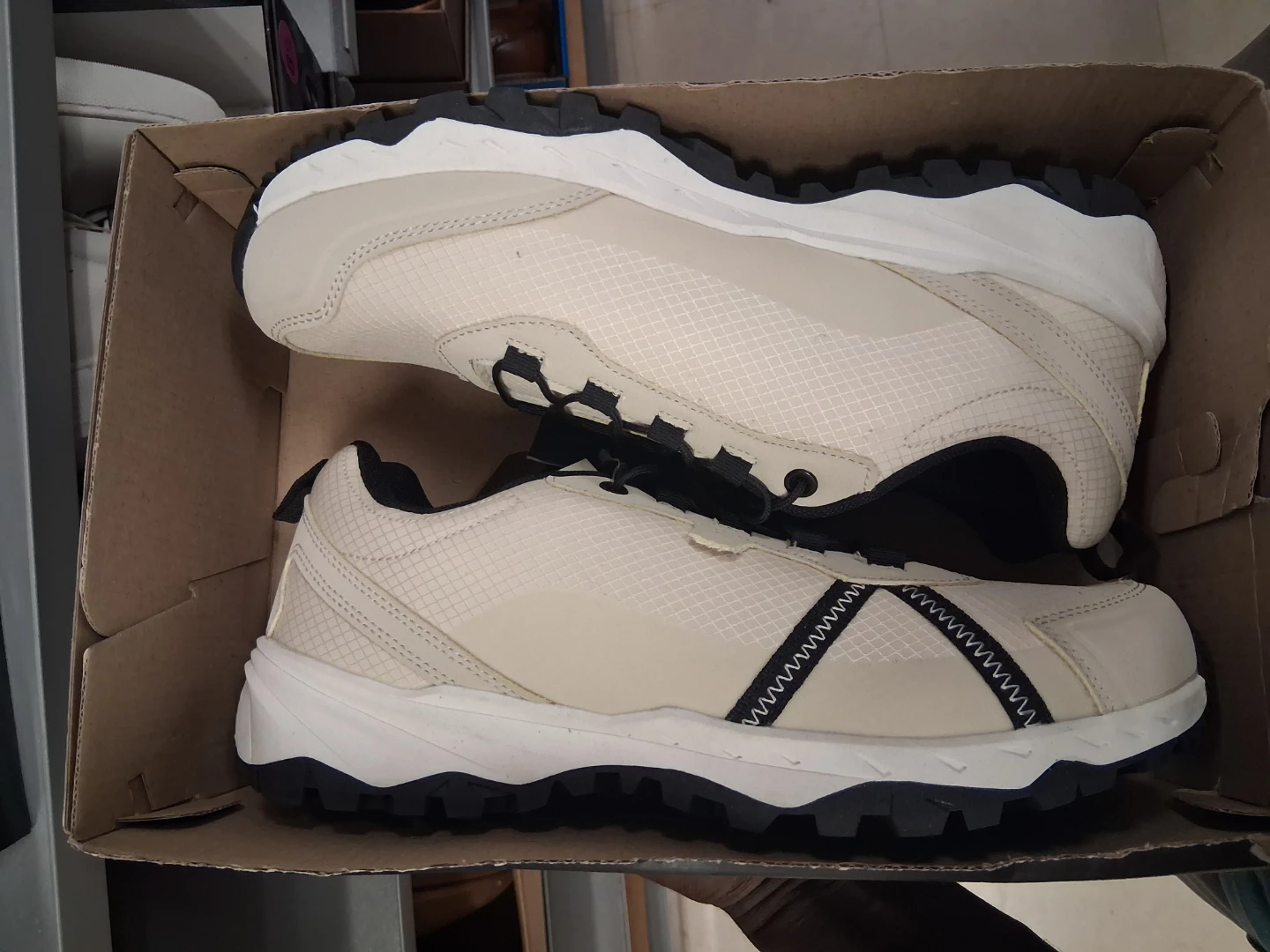 Zara Men's Trekking Sneakers