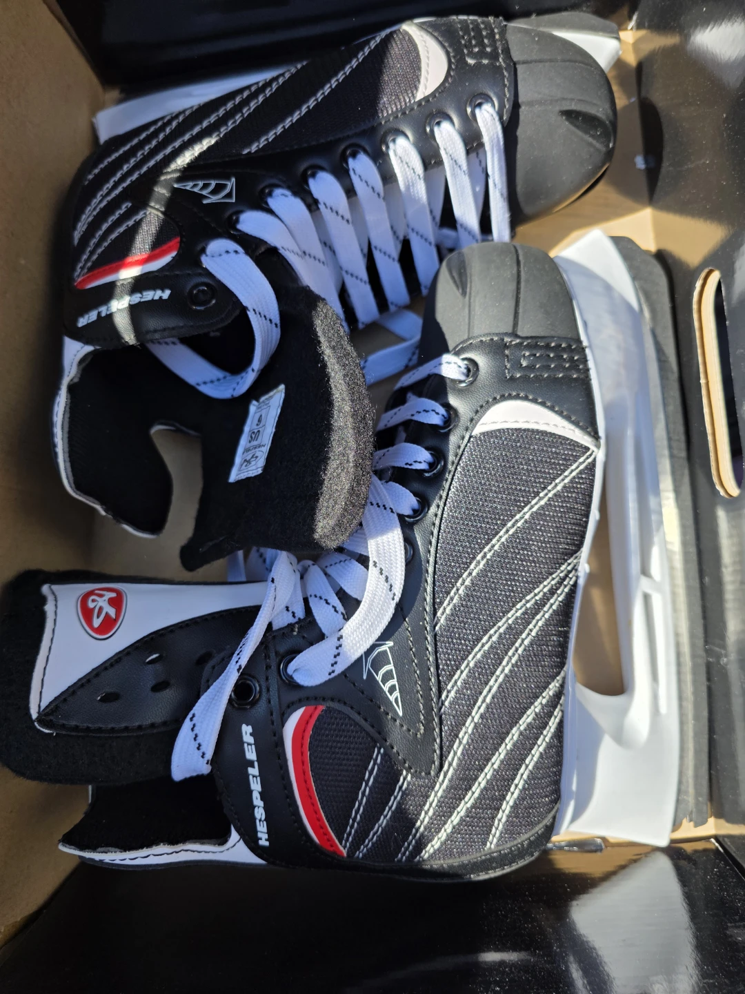 Hespeler H5 Youth Hockey Skates - US Size 6 - photo 2