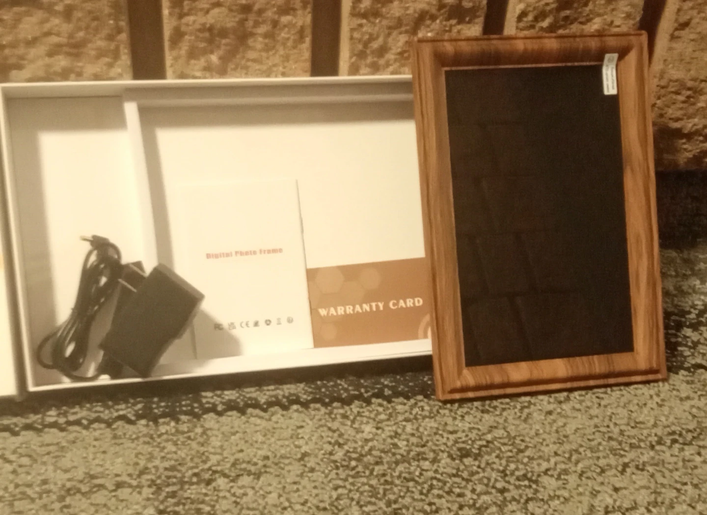 10.1 inch Digital Photo Frame - photo 3