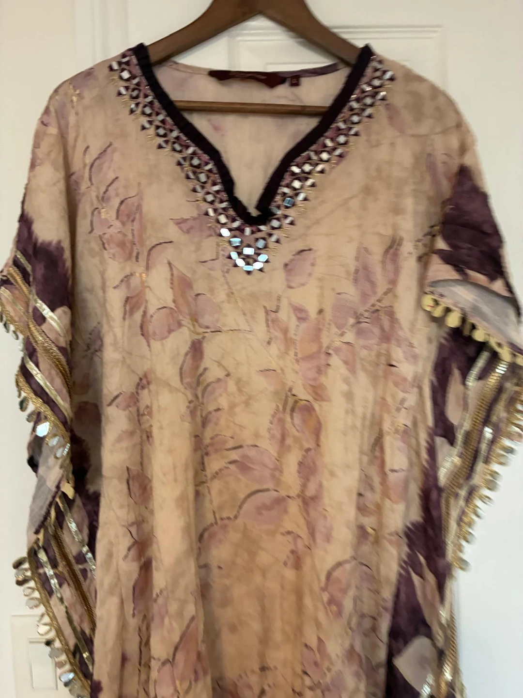 Beige and purple Kaftan with Leaf Print and Embellished Neckline - photo 2