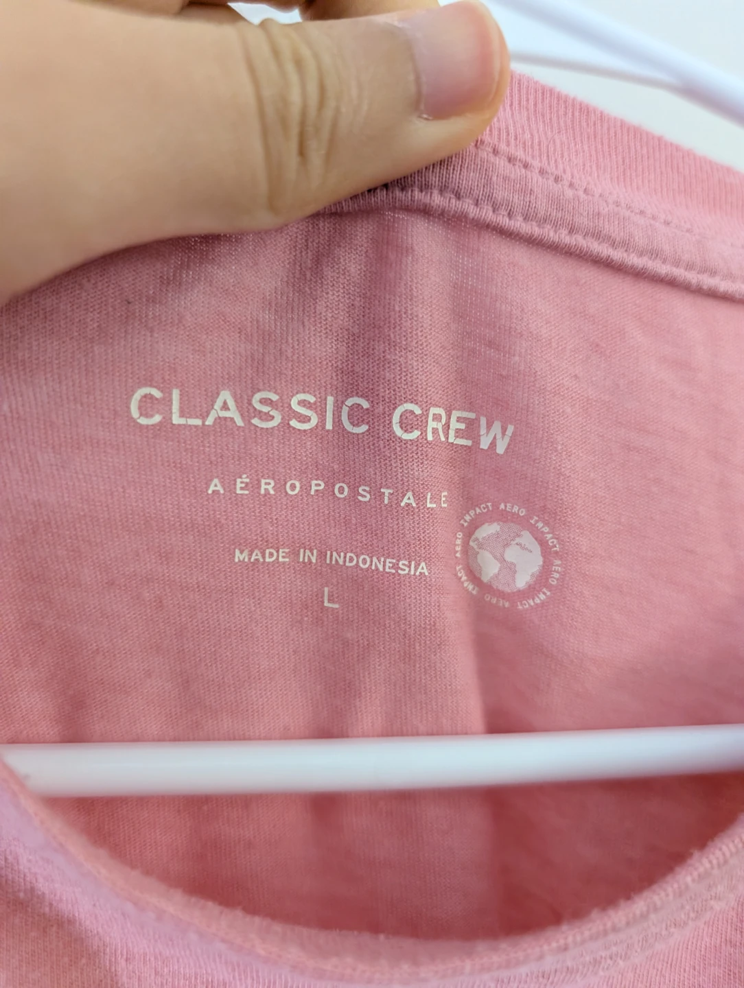 Aeropostale Pink Graphic T-Shirt Cotton Distressed Minor Holes - photo 3