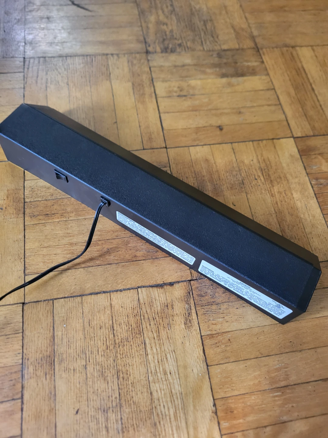 Black Under Cabinet Fluorescent Light Fixture - photo 3