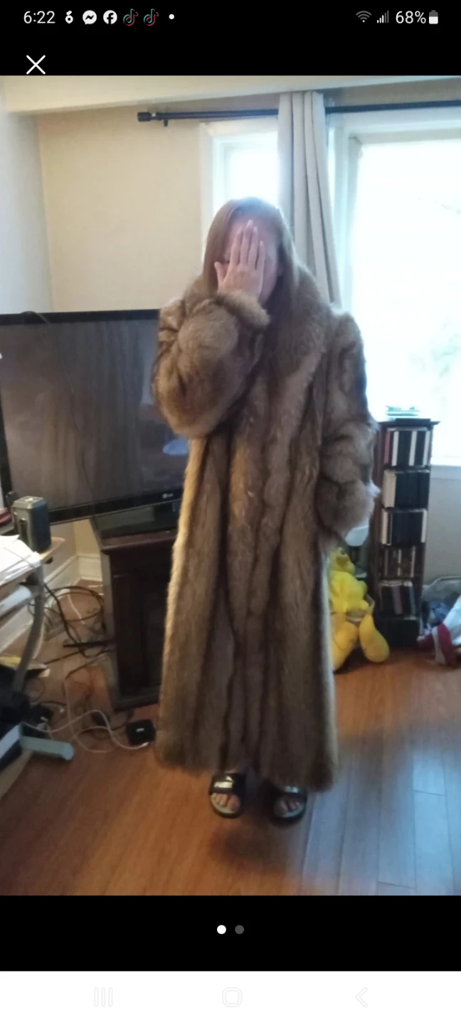 Full-Length Fur Coat - photo 2