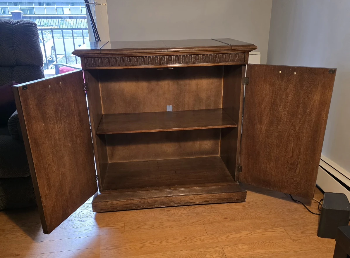Vintage French Provincial Flip-Top Dry Bar Cabinet - photo 4