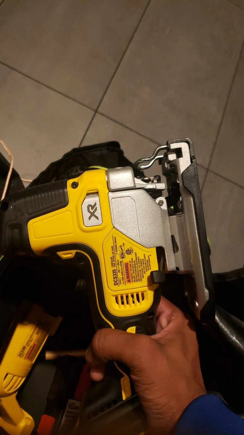 Dewalt cordless power tools. - photo 2