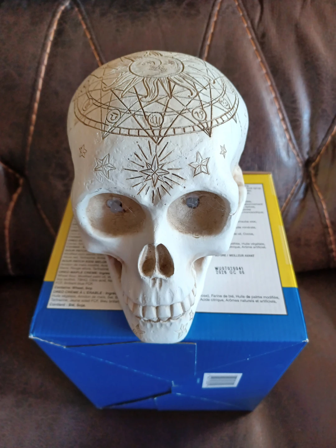 Decorative Skull Statue