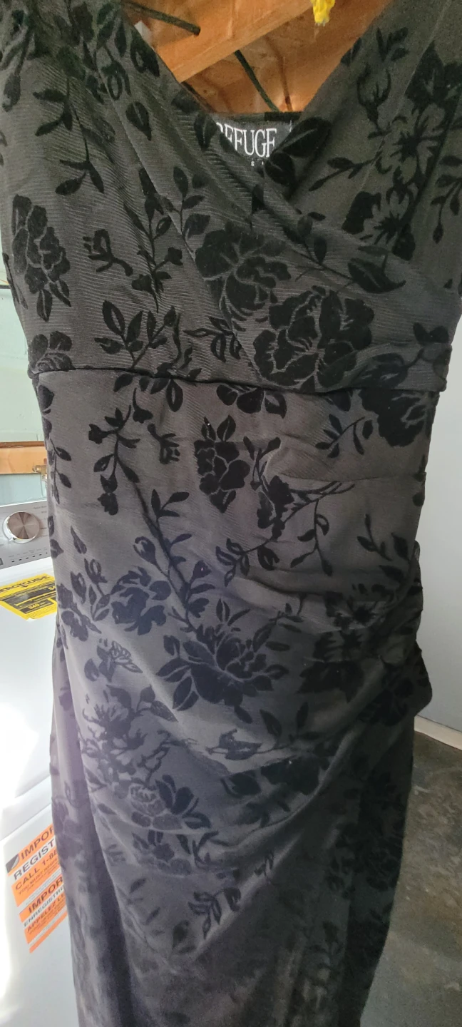 Beautiful Black Rose Dress - photo 4