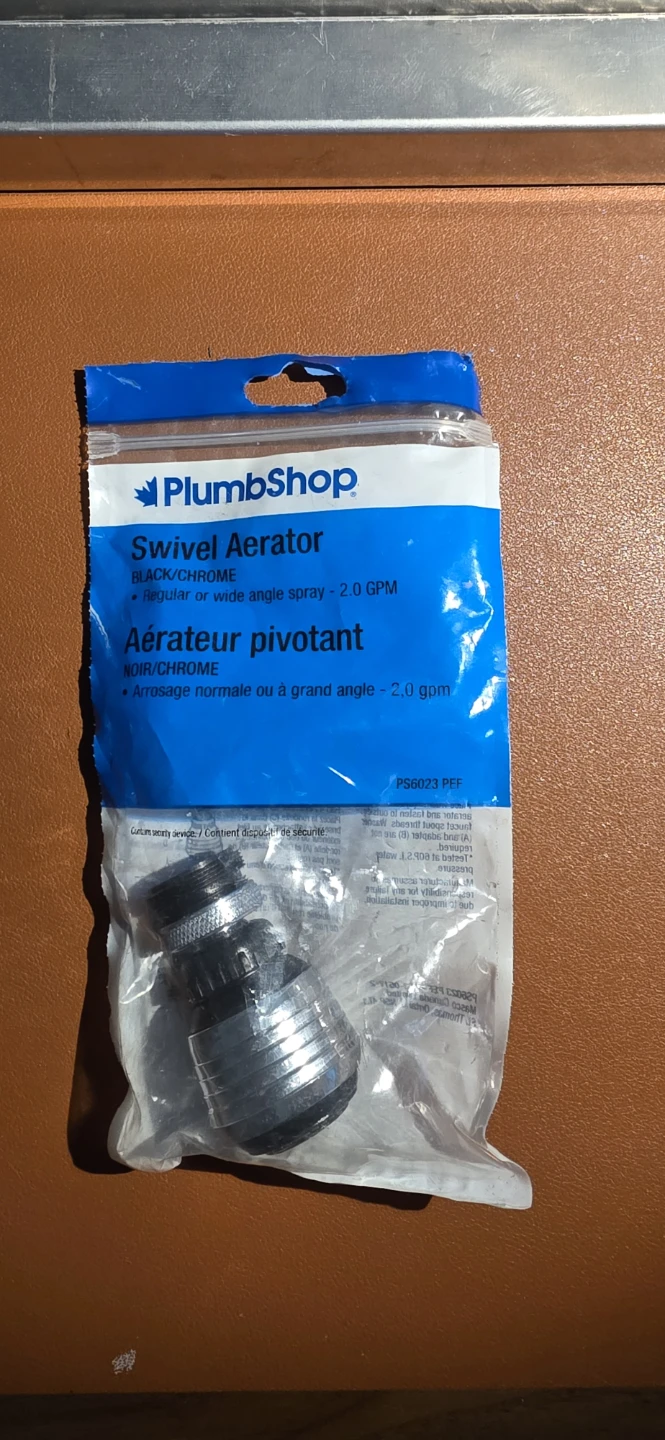 PlumbShop Swivel Spray Aerator Black/Chrome - photo 2