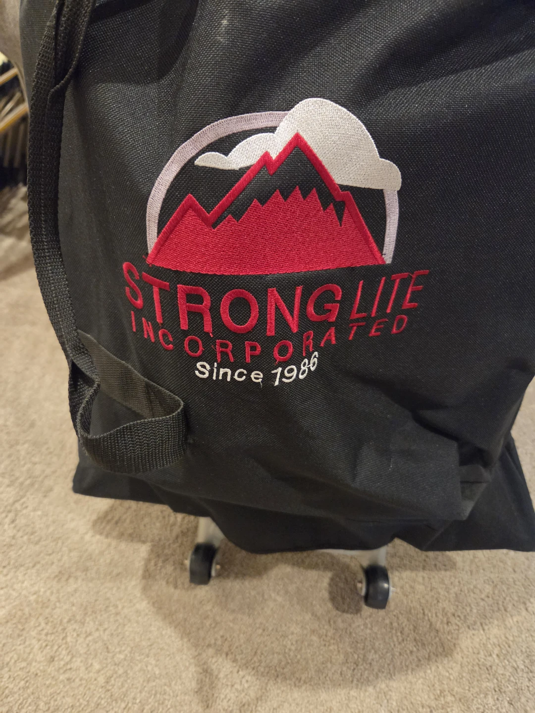 Stronglite Professional Massage Table - photo 2