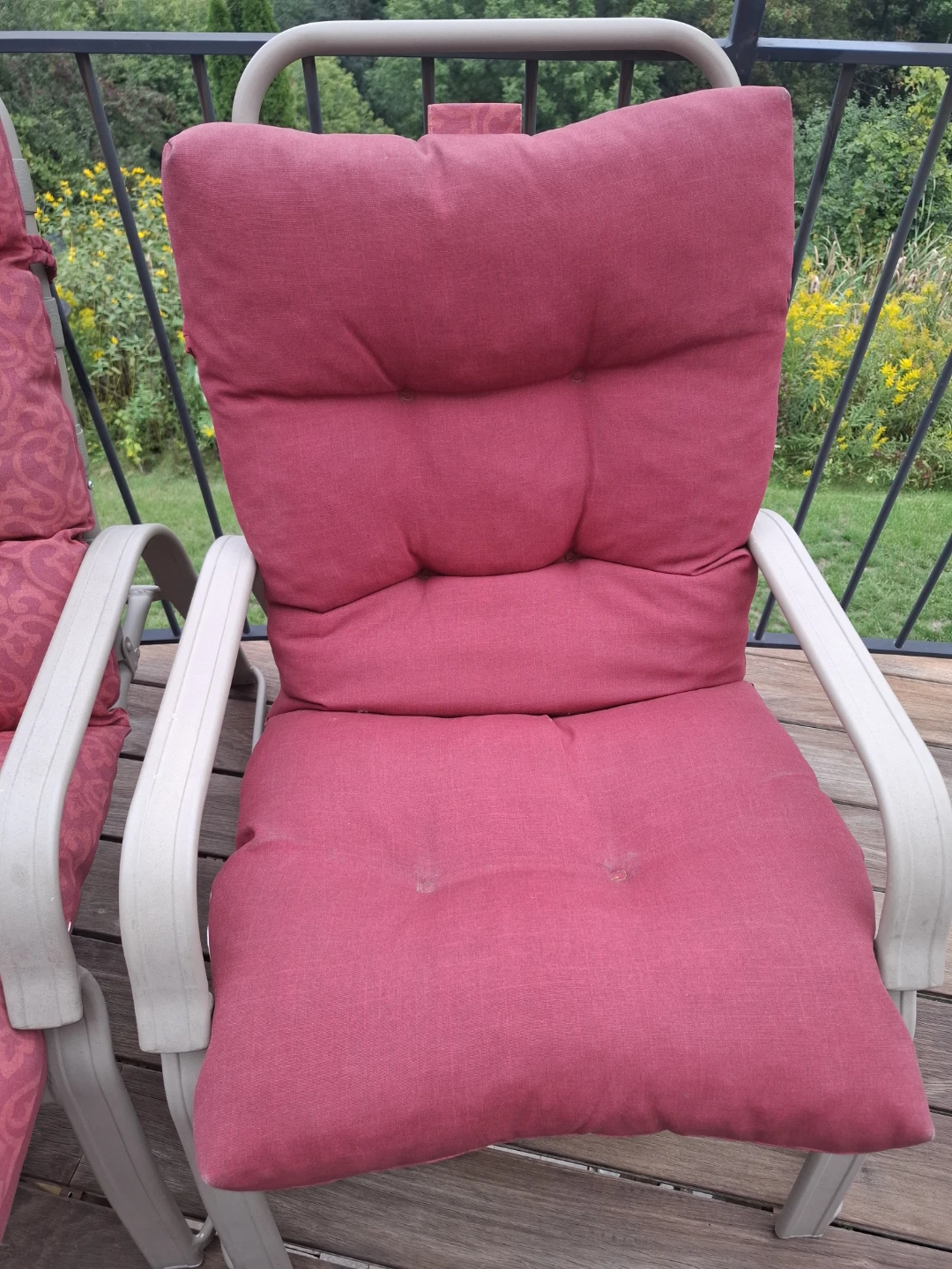 6 patio chairs with 2 foot rests - photo 2