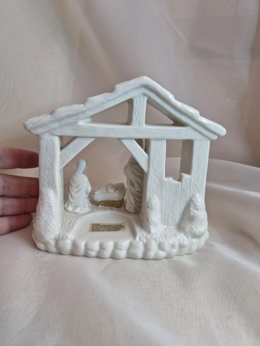 Beautiful Porcelain Mikasa Holiday Christmas Nativity - photo 3