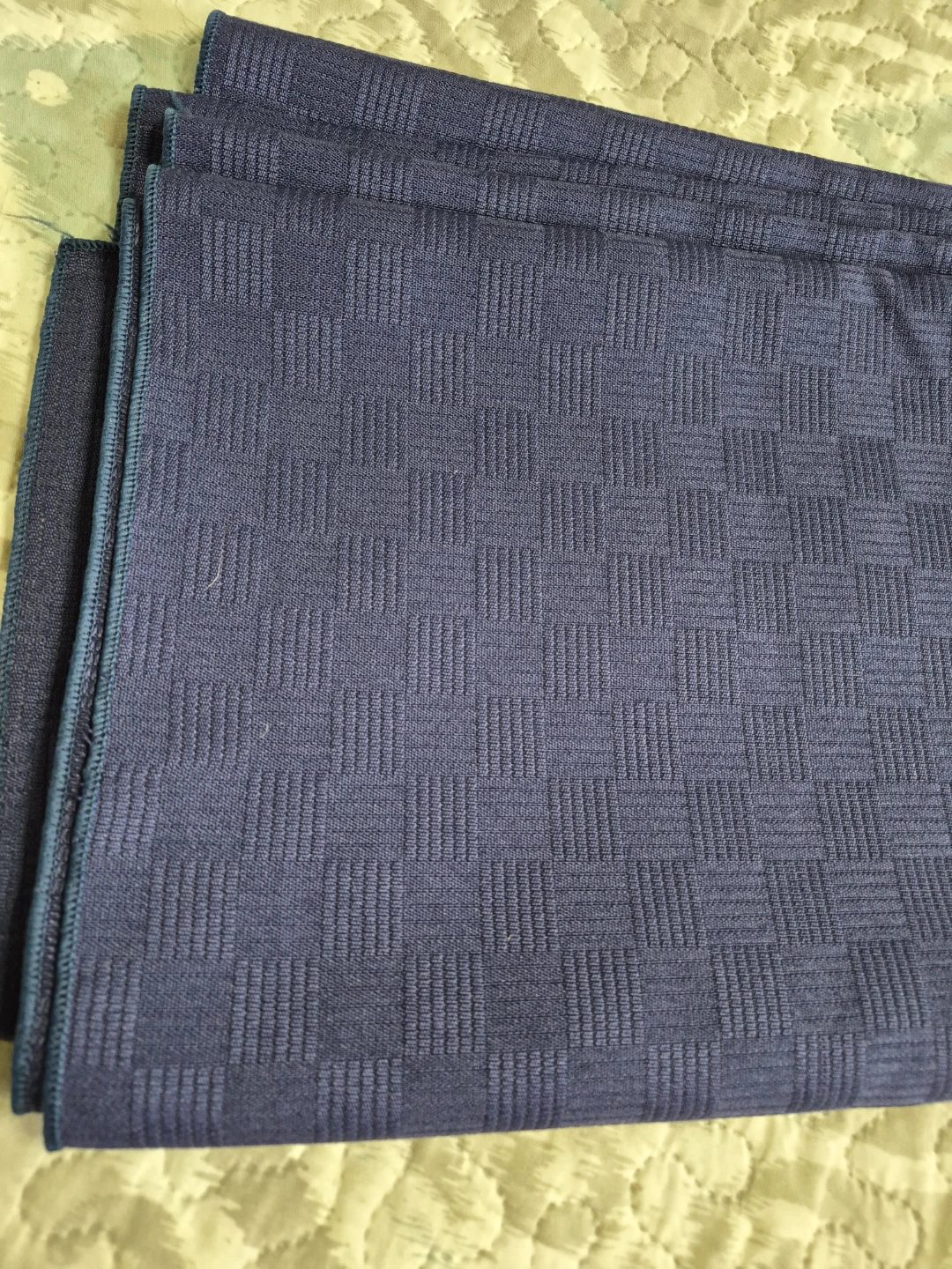 Beautiful 62" x 82" Navy Blue Tablecloth Table Decor - photo 4