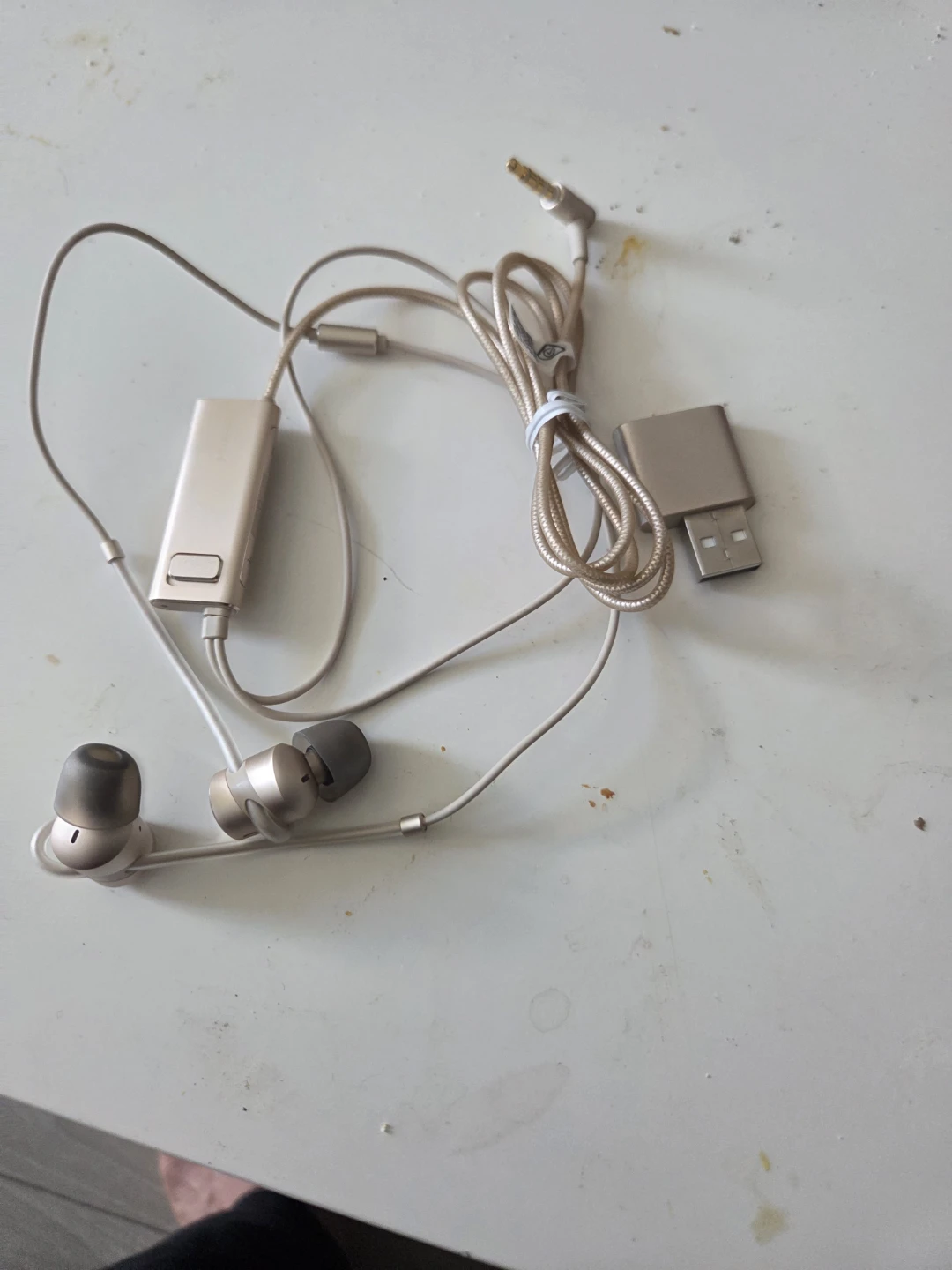 Huawei In-Ear Headphones with USB-C Adapter - photo 3