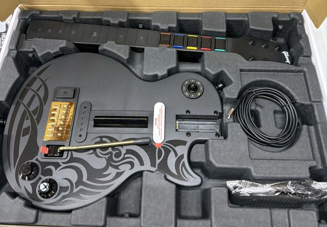 Gibson Les Paul Guitar Hero Controller - photo 2