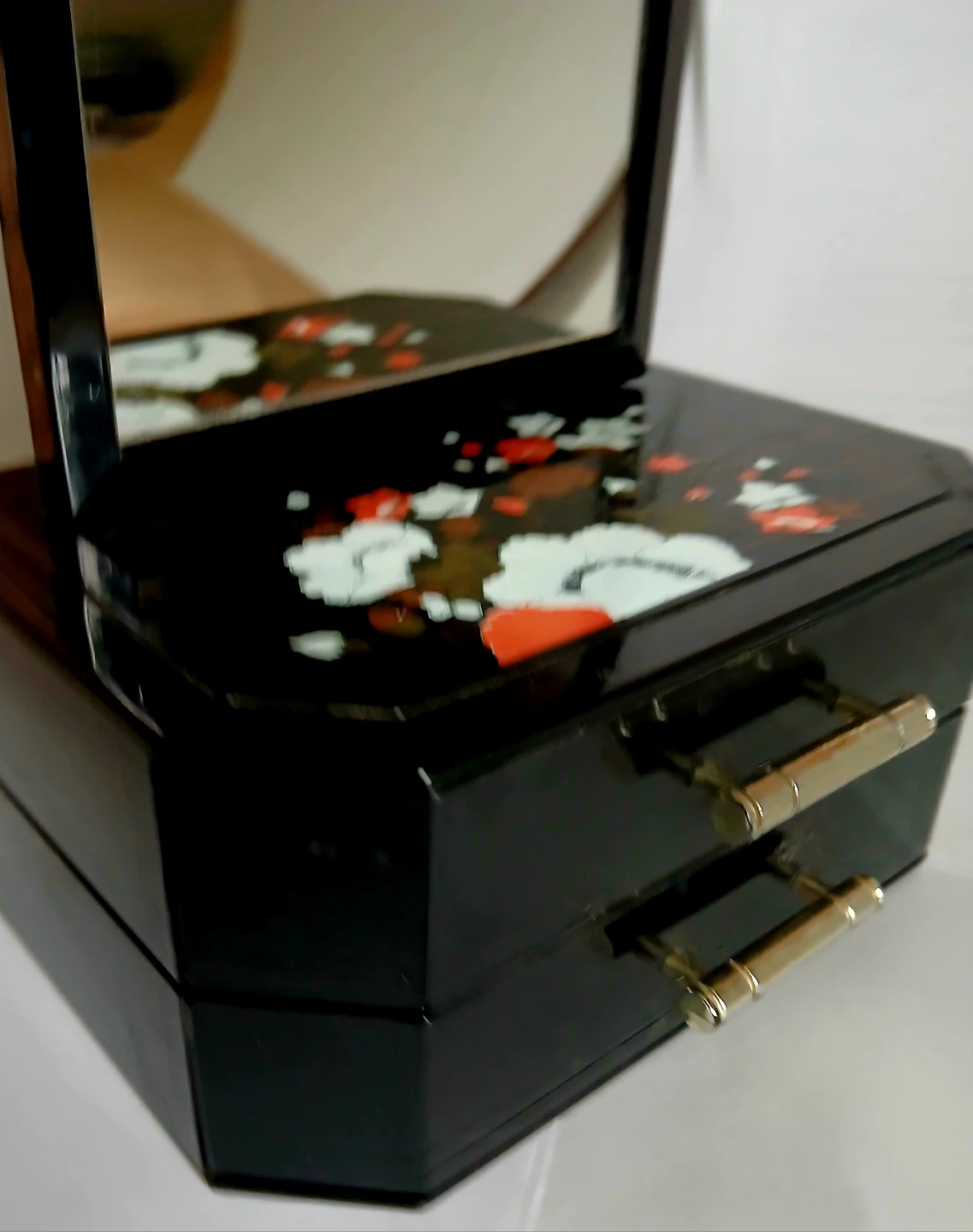 Vintage Floral Lacquer Jewellery Box with Mirror - photo 3