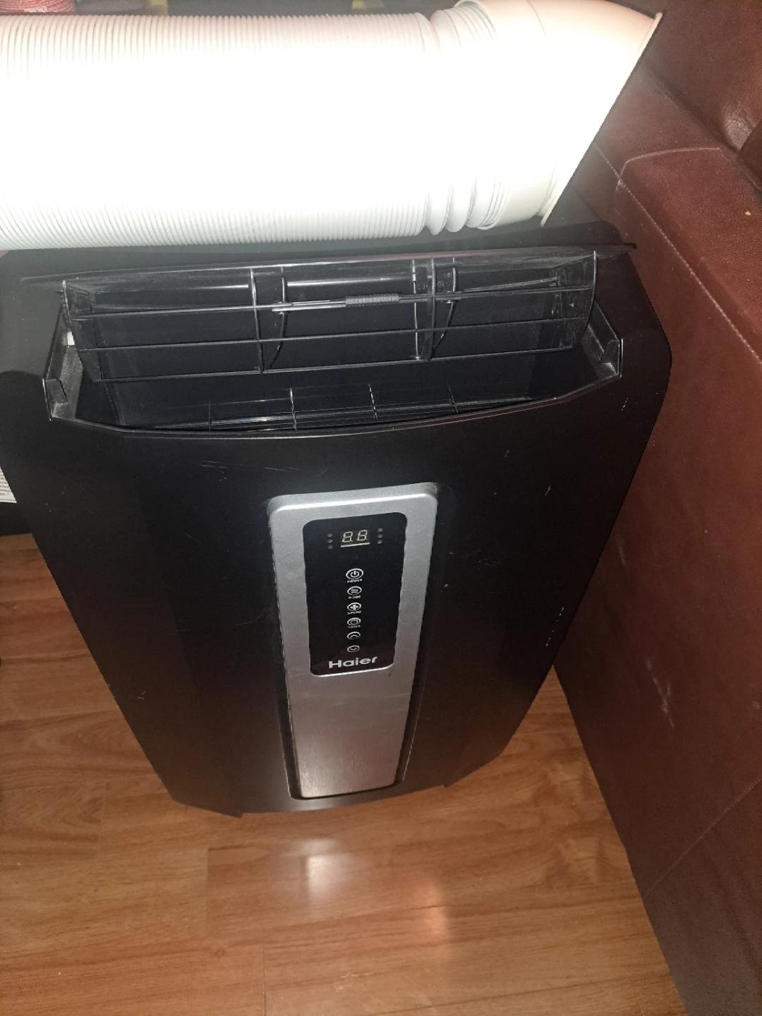 Portable Air conditioner 14000 Btu, Haier