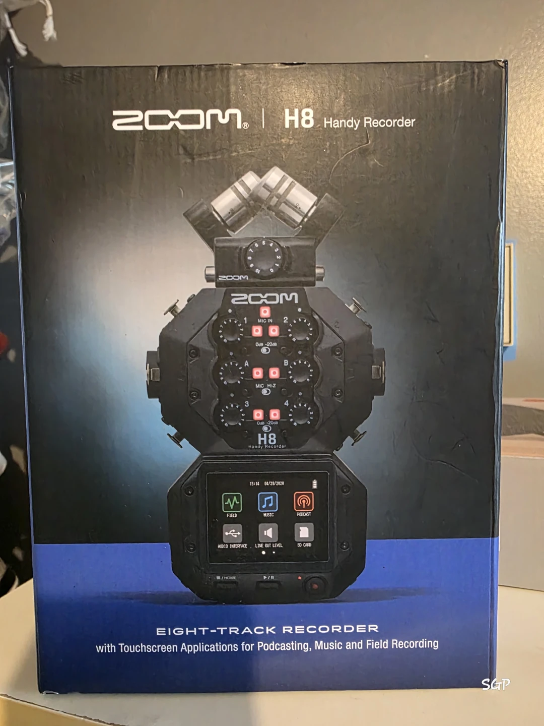 Zoom H8 Handy Recorder