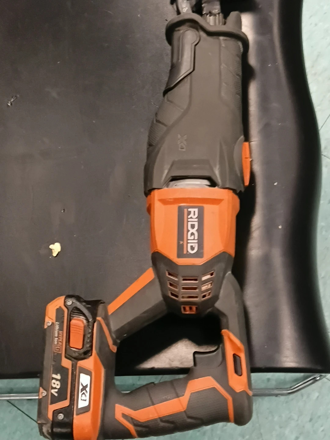 Ridgid 18V Reciprocating Saw R8641 - photo 5