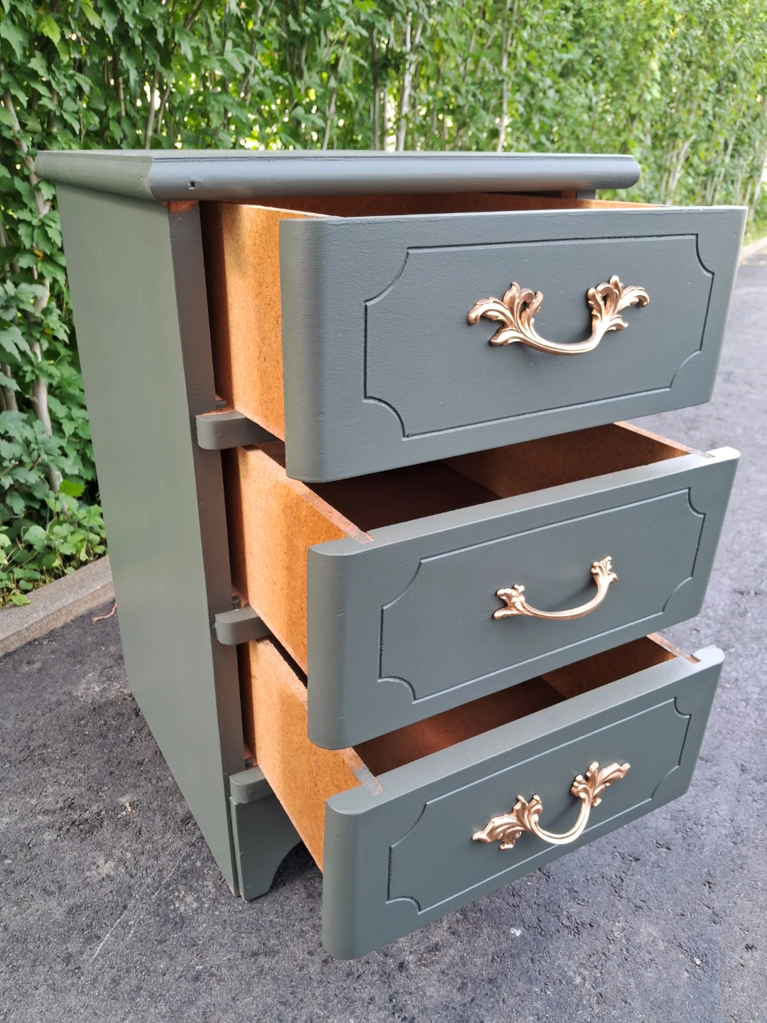 Refurbished 3-Drawer Nightstand - photo 3