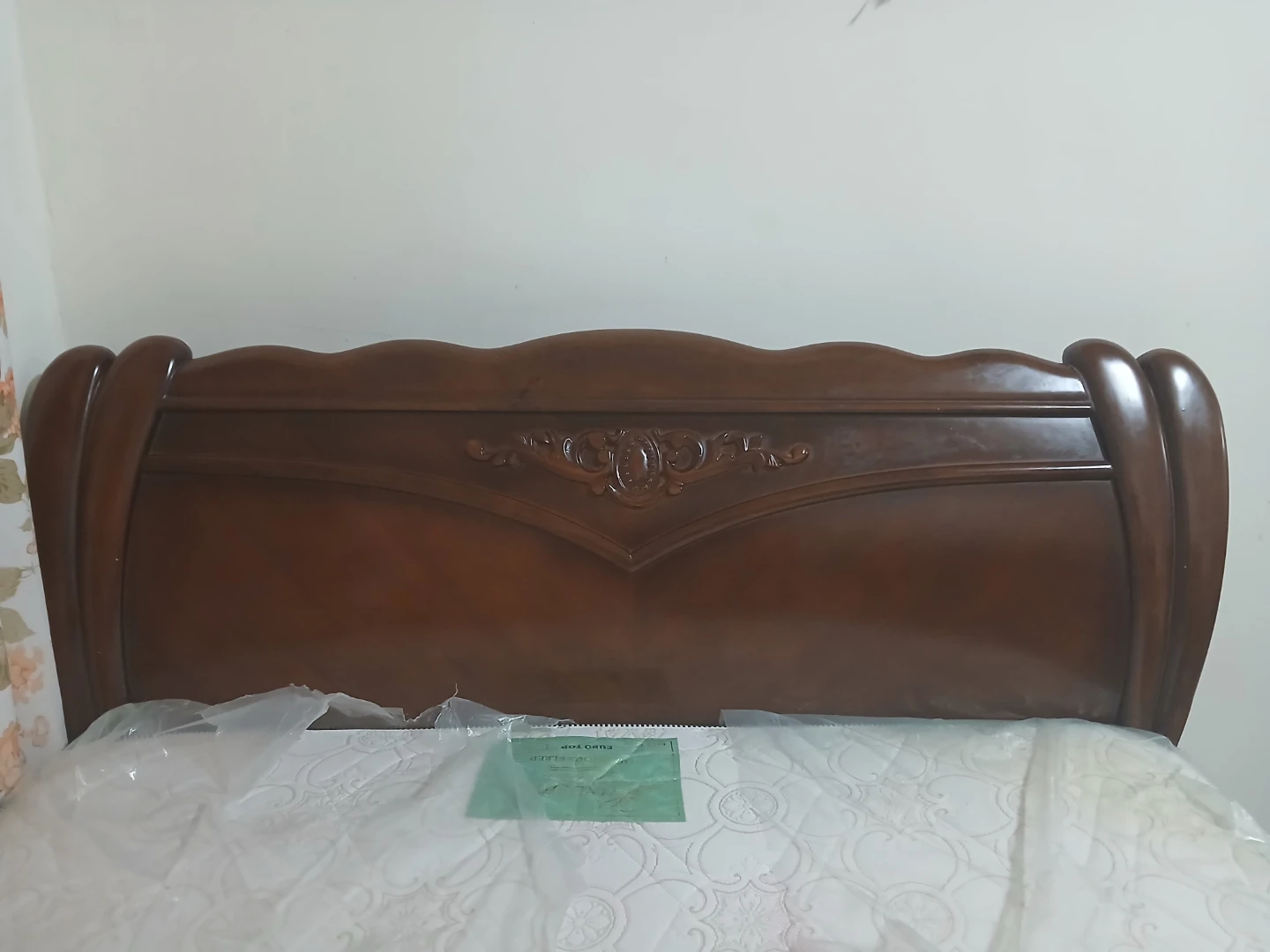 Dark Wood full size Bed Frame🏈